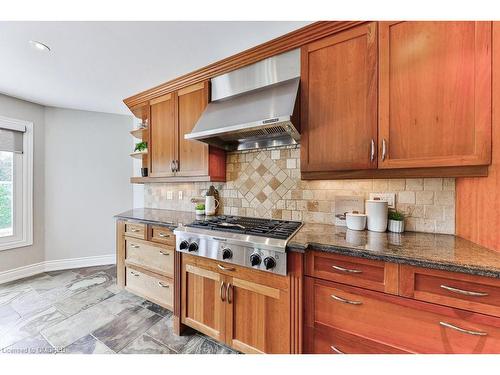 2108 Schoolmaster Circle, Oakville, ON - Indoor Photo Showing Kitchen