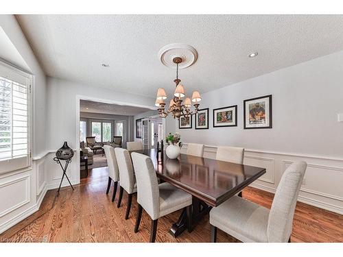 2108 Schoolmaster Circle, Oakville, ON - Indoor Photo Showing Dining Room