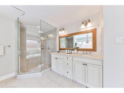 2108 Schoolmaster Circle, Oakville, ON - Indoor Photo Showing Bathroom