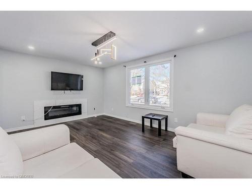 77 Timberlane Crescent, Kitchener, ON - Indoor Photo Showing Living Room With Fireplace