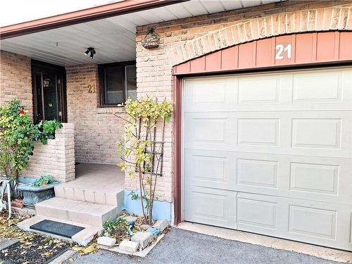 21 Drury Crescent, St. Catharines, ON - Outdoor