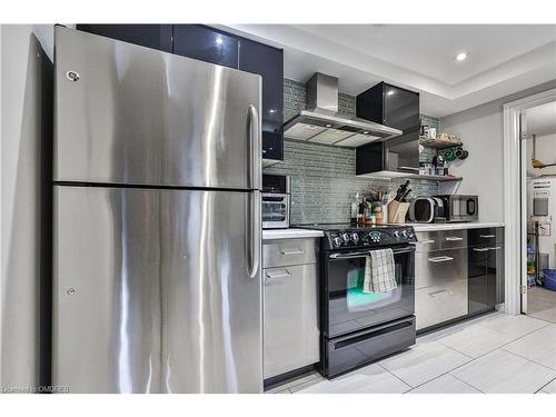 406-151 Robinson Street, Oakville, ON - Indoor Photo Showing Kitchen With Stainless Steel Kitchen