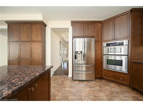 3396 Liptay Avenue, Oakville, ON - Indoor Photo Showing Kitchen With Stainless Steel Kitchen