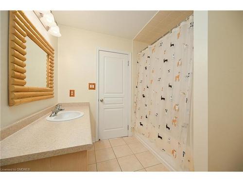 3396 Liptay Avenue, Oakville, ON - Indoor Photo Showing Bathroom