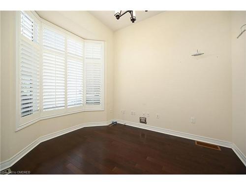 3396 Liptay Avenue, Oakville, ON - Indoor Photo Showing Other Room