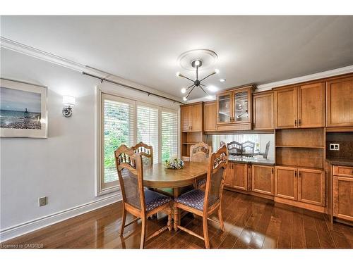 1386 Hixon Street, Oakville, ON - Indoor Photo Showing Dining Room