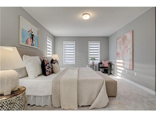 90 Spicer Street, Fergus, ON - Indoor Photo Showing Bedroom