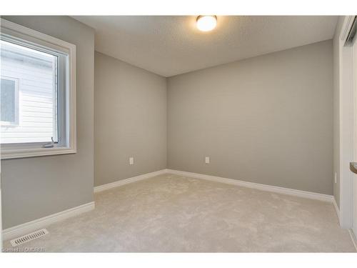 90 Spicer Street, Fergus, ON - Indoor Photo Showing Other Room