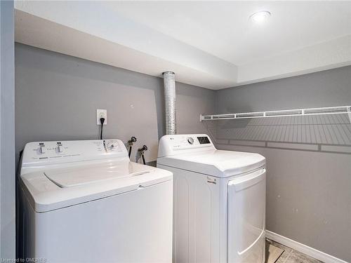 17 Sorrento Street, Kitchener, ON - Indoor Photo Showing Laundry Room