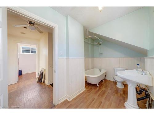 47 Stewart Street, Oakville, ON - Indoor Photo Showing Bathroom