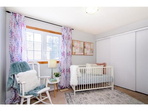 6-79 Braeheid Avenue Avenue, Waterdown, ON - Indoor Photo Showing Bedroom