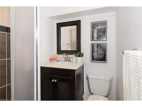 6-79 Braeheid Avenue Avenue, Waterdown, ON - Indoor Photo Showing Bathroom