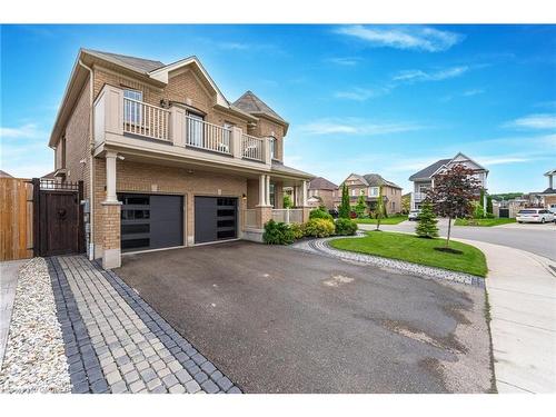 8788 Dogwood Crescent, Niagara Falls, ON - Outdoor With Balcony With Facade