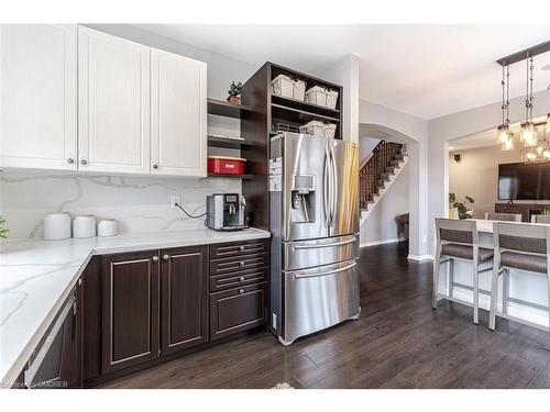 8788 Dogwood Crescent, Niagara Falls, ON - Indoor Photo Showing Kitchen