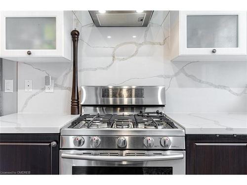 8788 Dogwood Crescent, Niagara Falls, ON - Indoor Photo Showing Kitchen