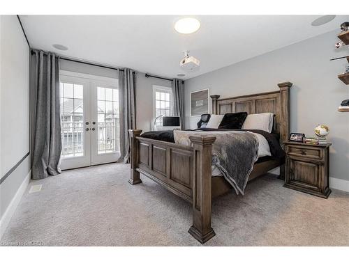 8788 Dogwood Crescent, Niagara Falls, ON - Indoor Photo Showing Bedroom