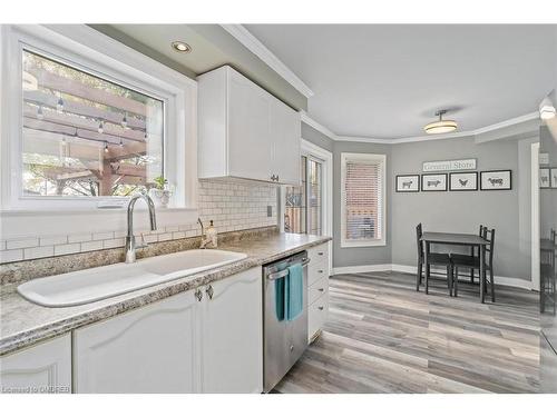 78 Lauchlin Crescent, Georgetown, ON - Indoor Photo Showing Kitchen With Double Sink