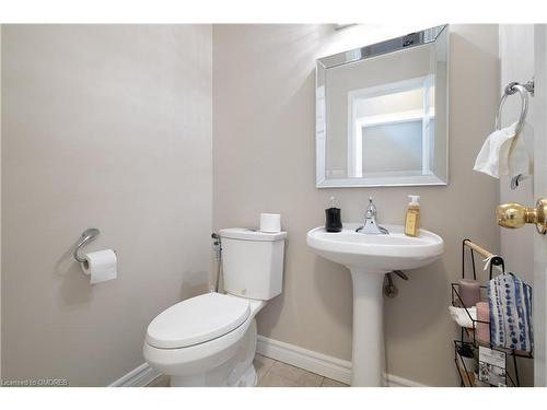 1645 Clark Boulevard, Milton, ON - Indoor Photo Showing Bathroom