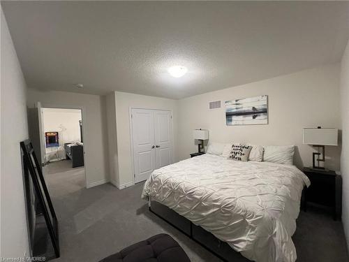 10 Simona Avenue, Wasaga Beach, ON - Indoor Photo Showing Bedroom