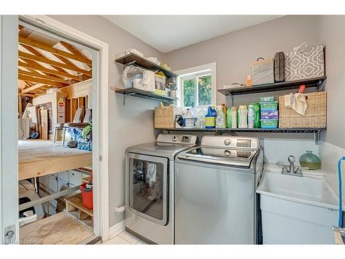 19 Mcconachie Crescent, Caledon, ON - Indoor Photo Showing Laundry Room