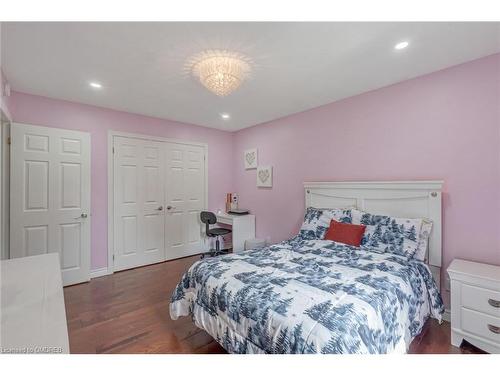 19 Mcconachie Crescent, Caledon, ON - Indoor Photo Showing Bedroom