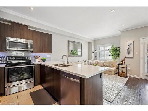 14 Savage Drive, Waterdown, ON - Indoor Photo Showing Kitchen With Double Sink