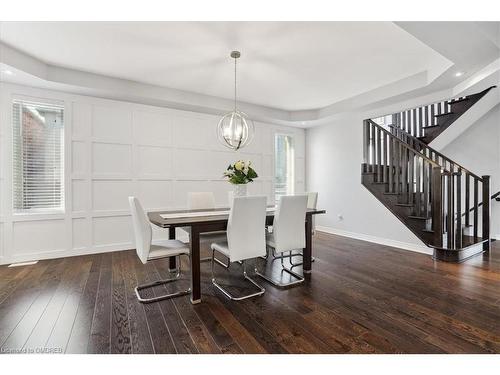 2420 Spring Meadow Way, Oakville, ON - Indoor Photo Showing Dining Room