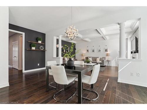 2420 Spring Meadow Way, Oakville, ON - Indoor Photo Showing Dining Room