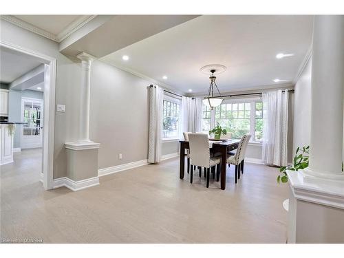 1275 Donlea Crescent, Oakville, ON - Indoor Photo Showing Dining Room