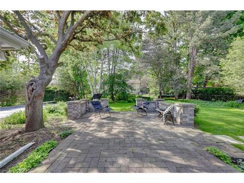 1275 Donlea Crescent, Oakville, ON - Outdoor