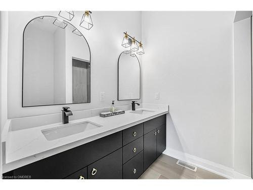 99 Hillcrest Road, Port Colborne, ON - Indoor Photo Showing Bathroom