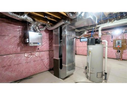 39-550 Grey Street, Brantford, ON - Indoor Photo Showing Basement