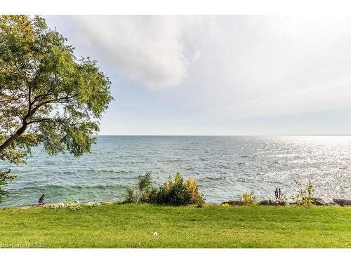 1809-5250 Lakeshore Road, Burlington, ON - Outdoor With Body Of Water With View