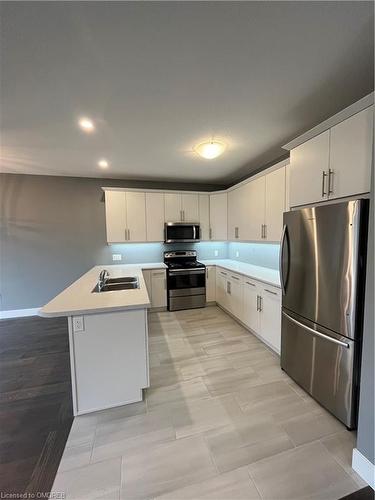 429 Edgevalley Road, London, ON - Indoor Photo Showing Kitchen With Double Sink