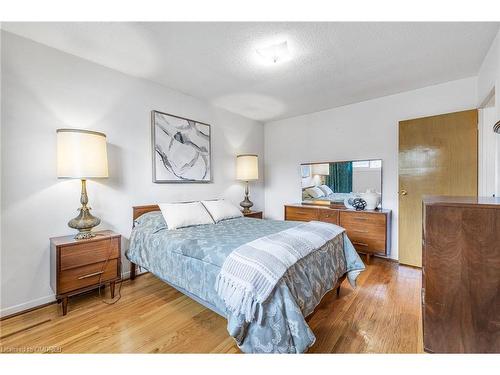 82 Terra Cotta Crescent, Brampton, ON - Indoor Photo Showing Bedroom