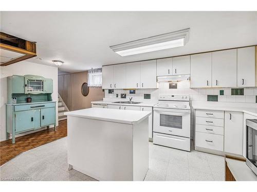 82 Terra Cotta Crescent, Brampton, ON - Indoor Photo Showing Kitchen With Double Sink