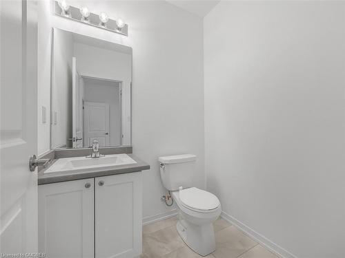 215 Monarch Avenue, Ajax, ON - Indoor Photo Showing Bathroom