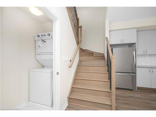 115-1565 Rose Way, Milton, ON - Indoor Photo Showing Laundry Room