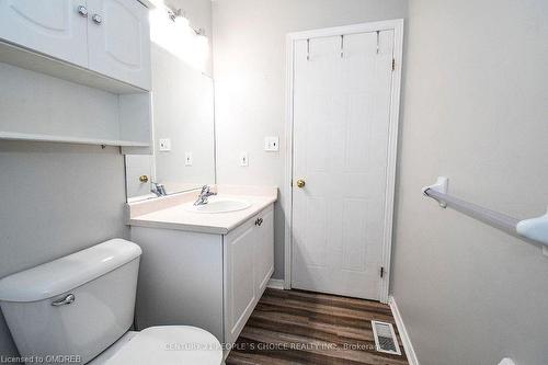 5716 Deerbrook Street, Niagara Falls, ON - Indoor Photo Showing Bathroom