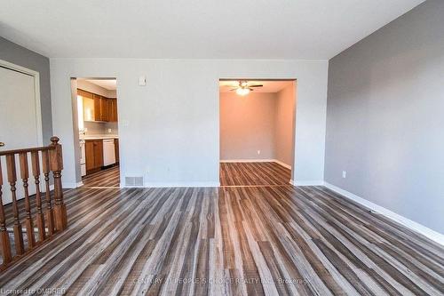 5716 Deerbrook Street, Niagara Falls, ON - Indoor Photo Showing Other Room