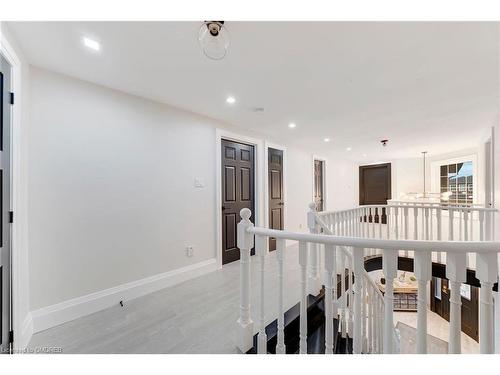 151 Torrance Woods, Brampton, ON - Indoor Photo Showing Living Room