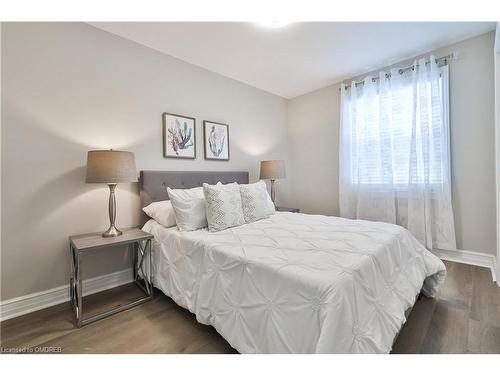 172 Sanatorium Road, Hamilton, ON - Indoor Photo Showing Bedroom