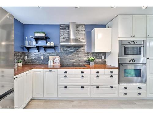 172 Sanatorium Road, Hamilton, ON - Indoor Photo Showing Kitchen