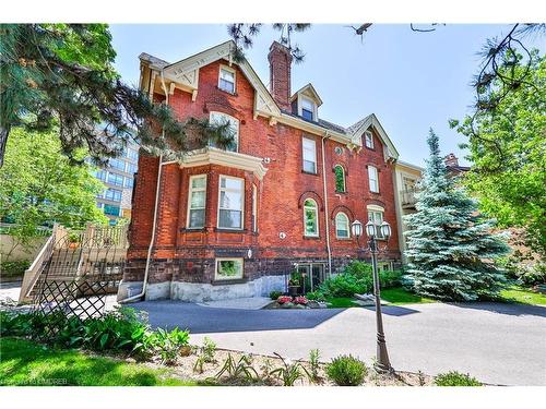 5-32 Gothic Avenue, Toronto, ON - Outdoor