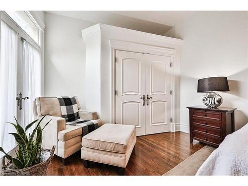 5-32 Gothic Avenue, Toronto, ON - Indoor Photo Showing Bedroom