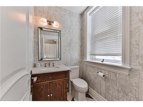 5-32 Gothic Avenue, Toronto, ON - Indoor Photo Showing Bathroom