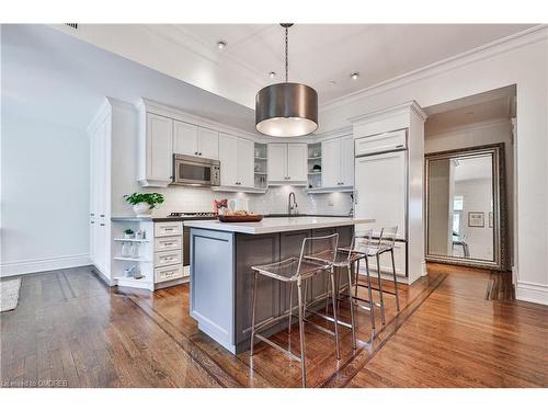 5-32 Gothic Avenue, Toronto, ON - Indoor Photo Showing Kitchen With Upgraded Kitchen