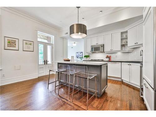 5-32 Gothic Avenue, Toronto, ON - Indoor Photo Showing Kitchen With Upgraded Kitchen