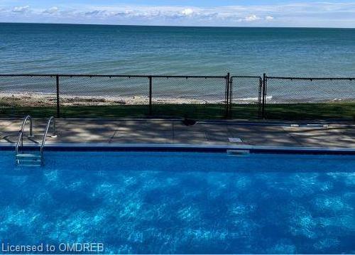 33 Cheval Drive, Grimsby, ON - Outdoor With Body Of Water With In Ground Pool With View