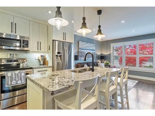 24 Willis Drive, Brampton, ON - Indoor Photo Showing Kitchen With Stainless Steel Kitchen With Double Sink With Upgraded Kitchen